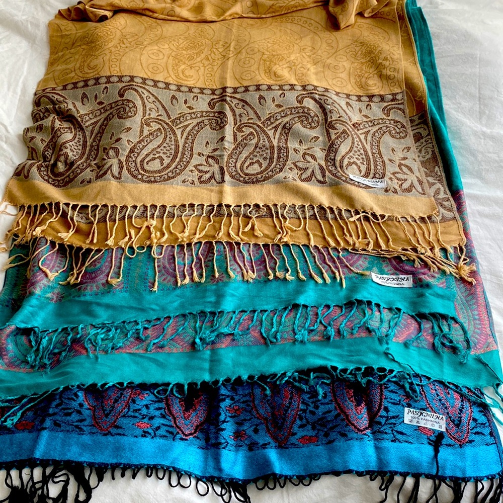 Pashmina scarves x3